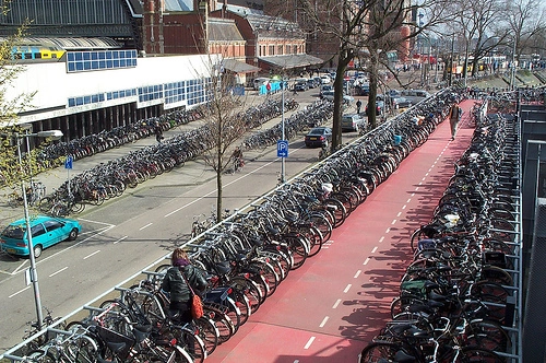 113013177_801ffcb75e amsterdam cyle parking