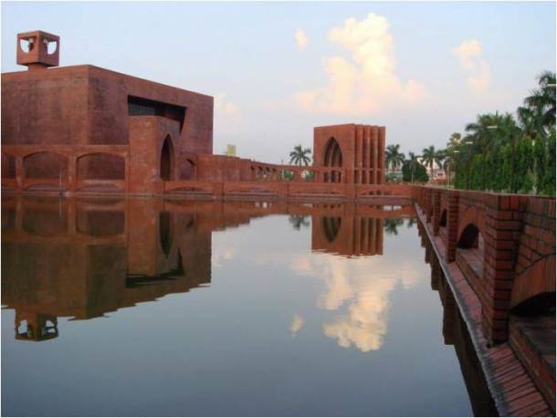 A Contemporary Mosque