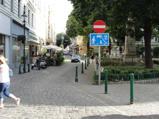 A rejuvenating older neighborhood in Vienna