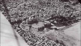 An aerial view of Jama Masjid mosque in Delhi, built between 1650 and 1658.